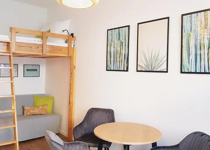 דירה N40 Cosy For 3 Guests, Terrace ברלין